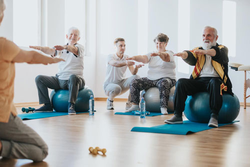 Programa de estimulación física del Centro de Día Xuncos en Ferrol, A Coruña